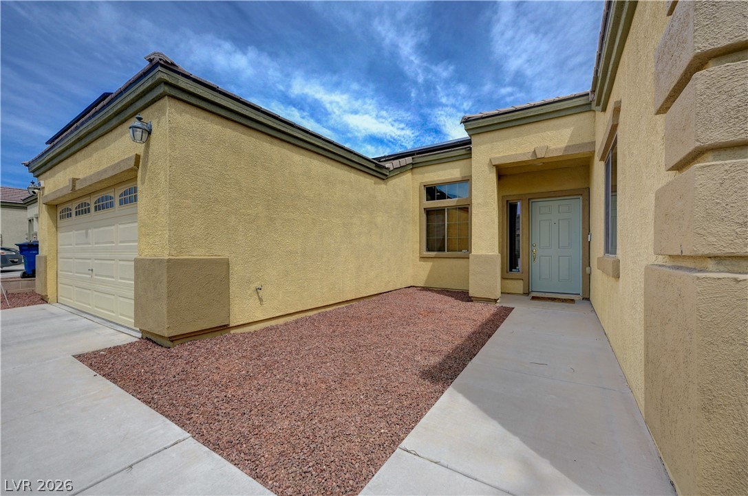 916 Kevin Baker Avenue Property Photo 3