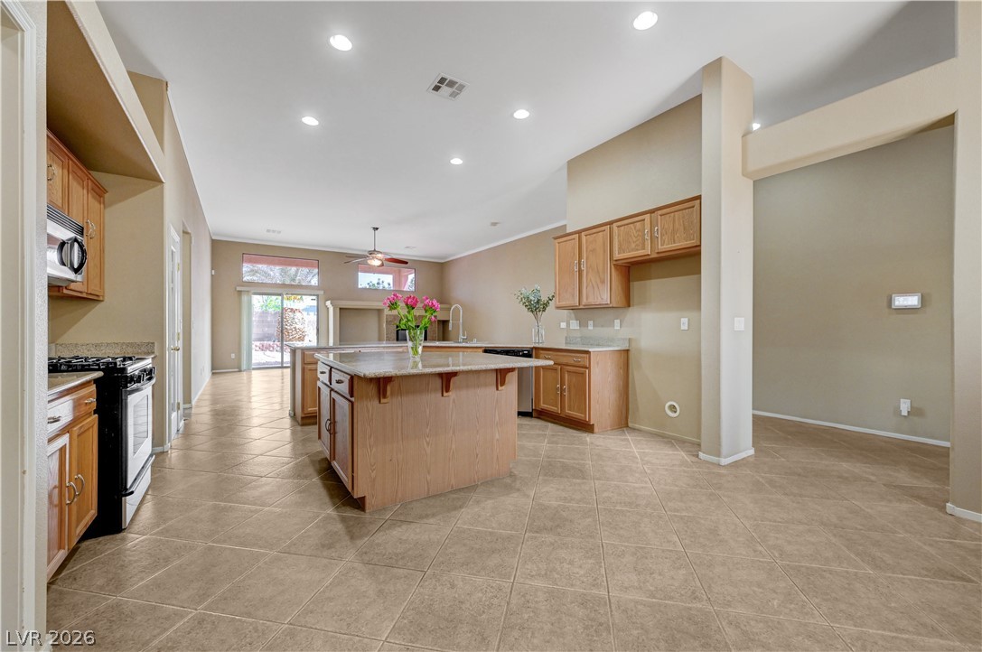 916 Kevin Baker Avenue Property Photo 12