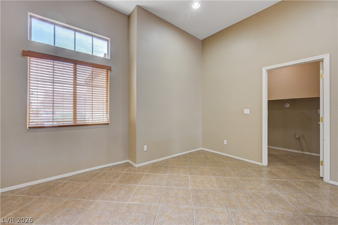 916 Kevin Baker Avenue Property Photo 18