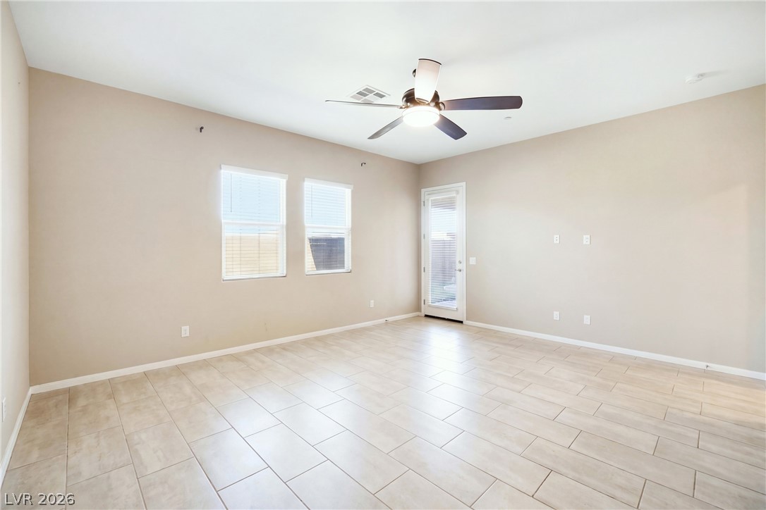697 Otter Brook Street Property Photo 13