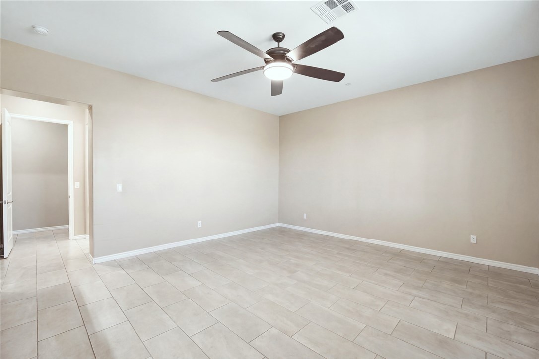 697 Otter Brook Street Property Photo 18