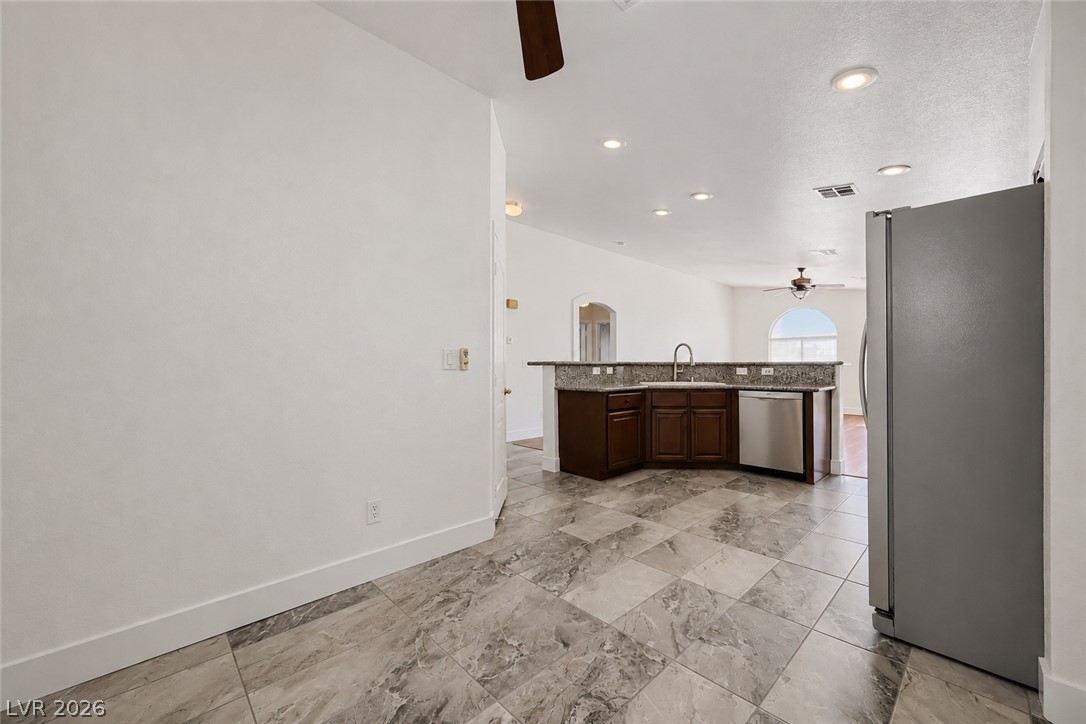 5328 Manor Stone Street Property Photo 10