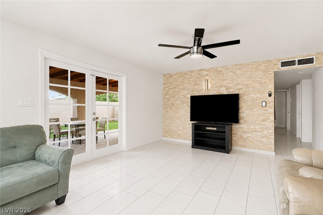 6232 Mcallister Avenue Property Photo 7