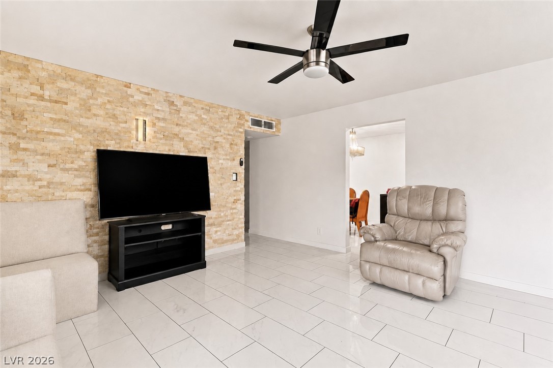6232 Mcallister Avenue Property Photo 8