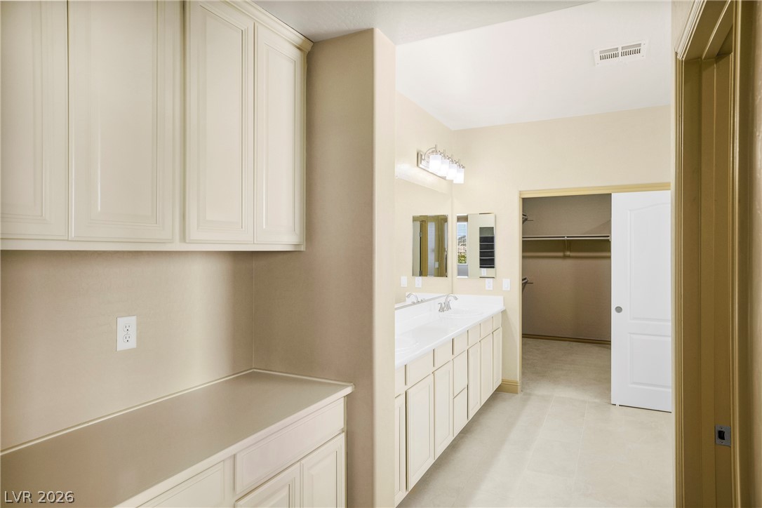 228 Via Vallisneri Property Photo 12