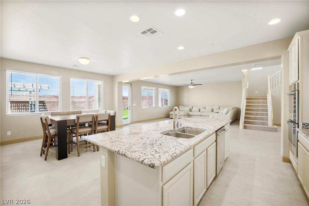 228 Via Vallisneri Property Photo 34