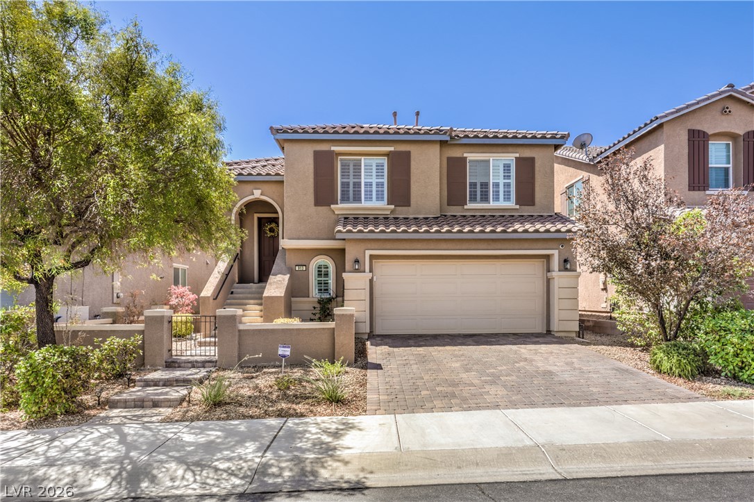 913 Estes Cove Avenue Property Photo 1