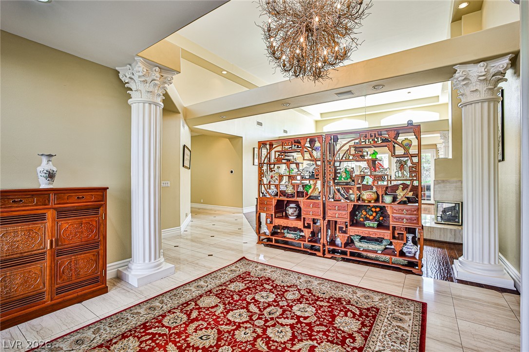 2300 Glenbrook Way Property Photo 8