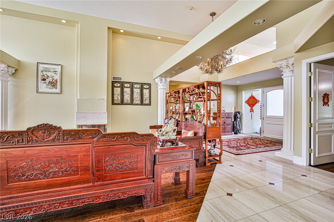 2300 Glenbrook Way Property Photo 28