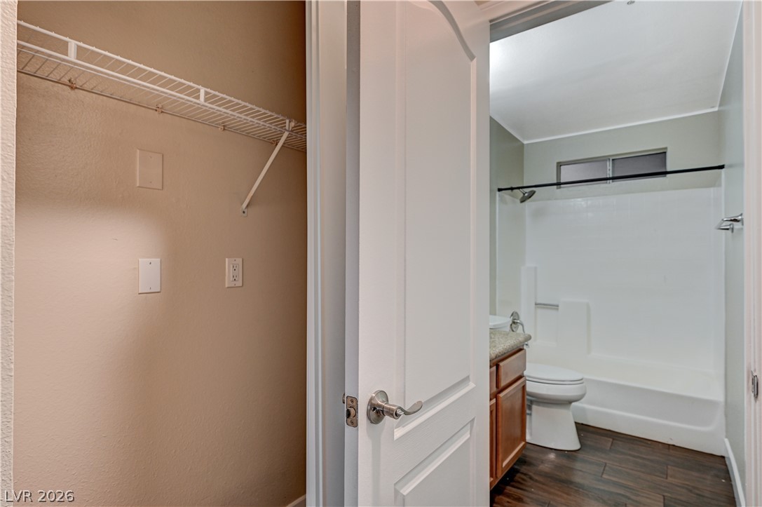 2120 Sealion Drive 108 Property Photo 24