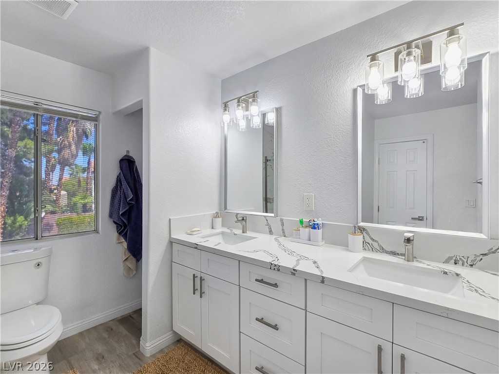1557 Point Kirby Avenue Property Photo 24