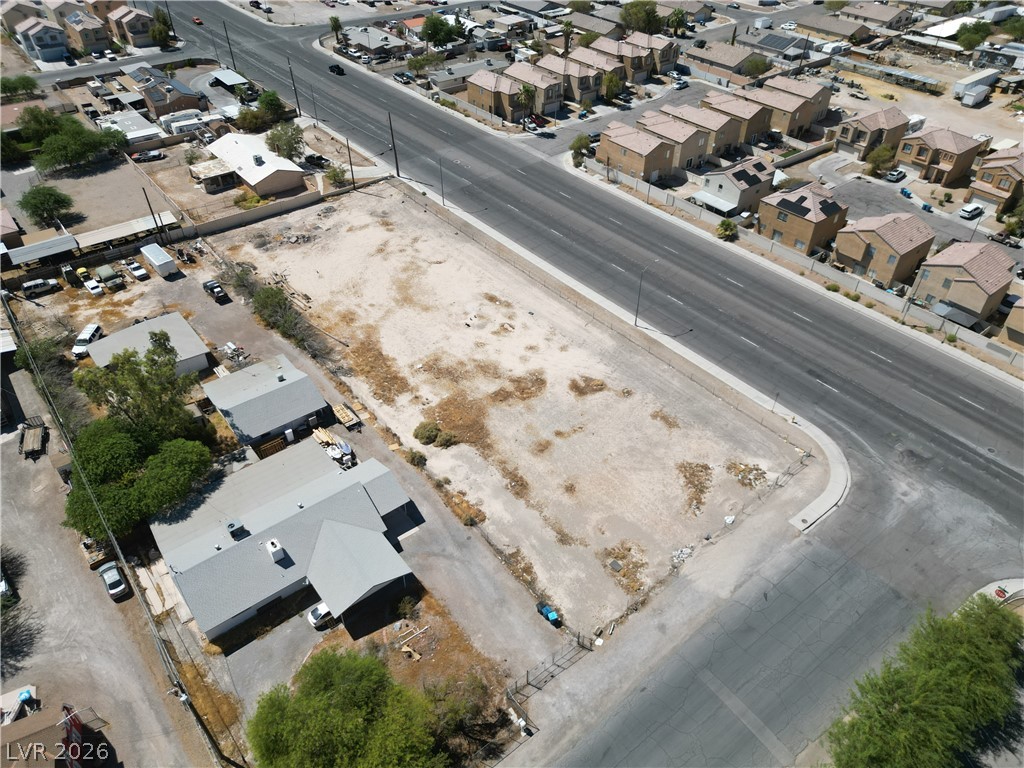 1571 Betty Lane Property Photo 4