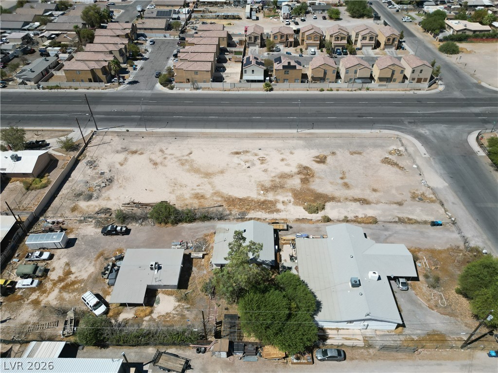 1571 Betty Lane Property Photo 5