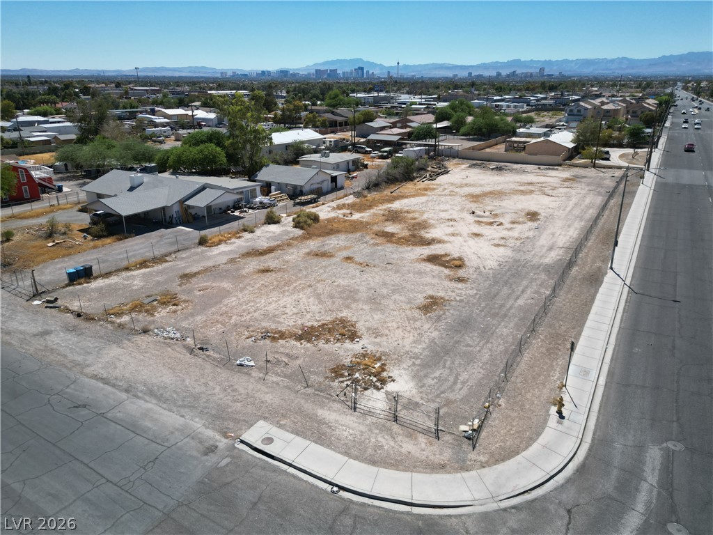 1571 Betty Lane Property Photo 12