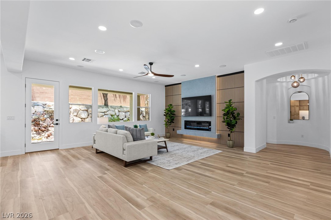 65 Twilight Rose Street Property Photo 21