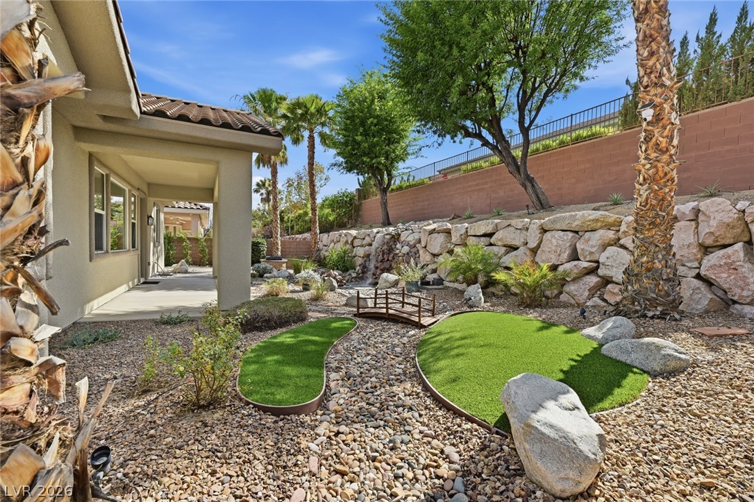 65 Twilight Rose Street Property Photo 40