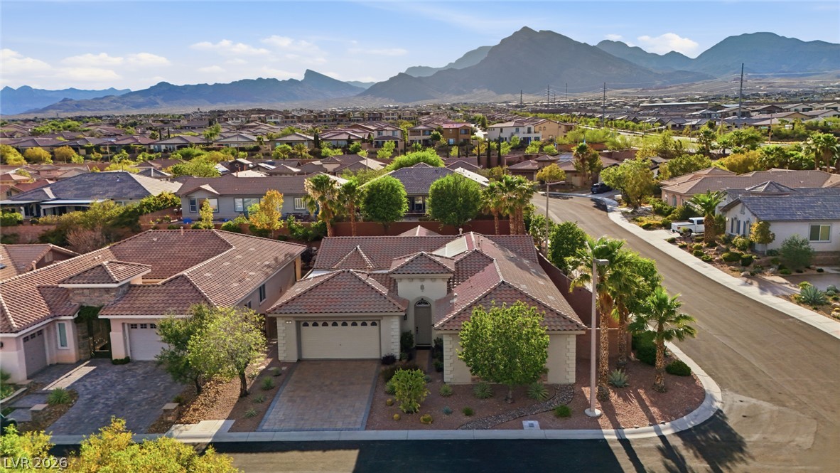 65 Twilight Rose Street Property Photo 46