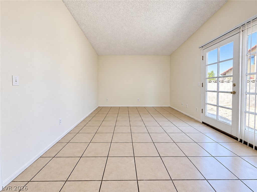 6544 Hartwood Road Property Photo 8