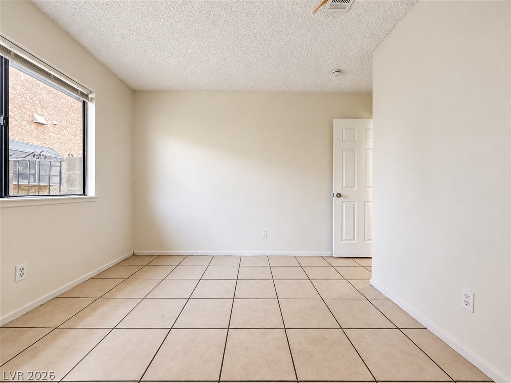 6544 Hartwood Road Property Photo 12