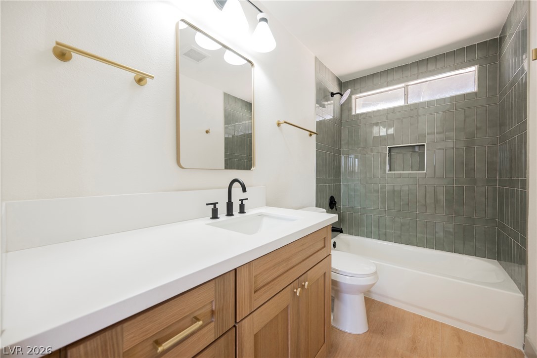 4972 Orinda Circle Property Photo 3