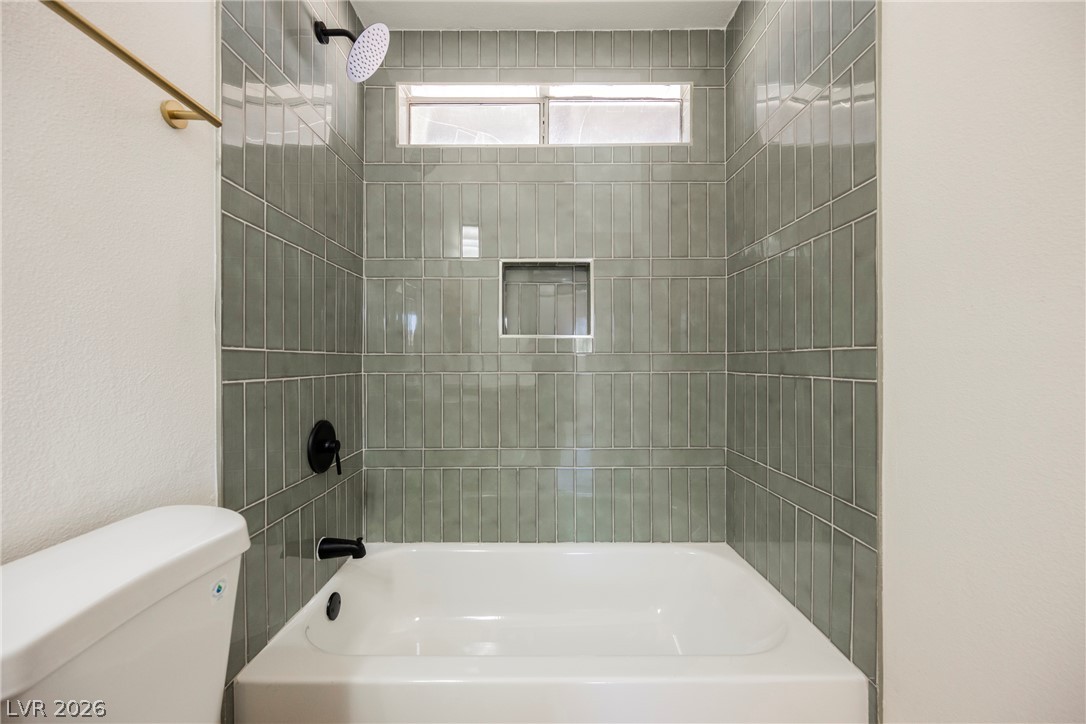 4972 Orinda Circle Property Photo 13