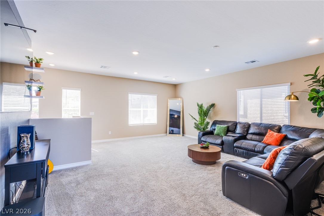 10080 Desert Azure Street Property Photo 24