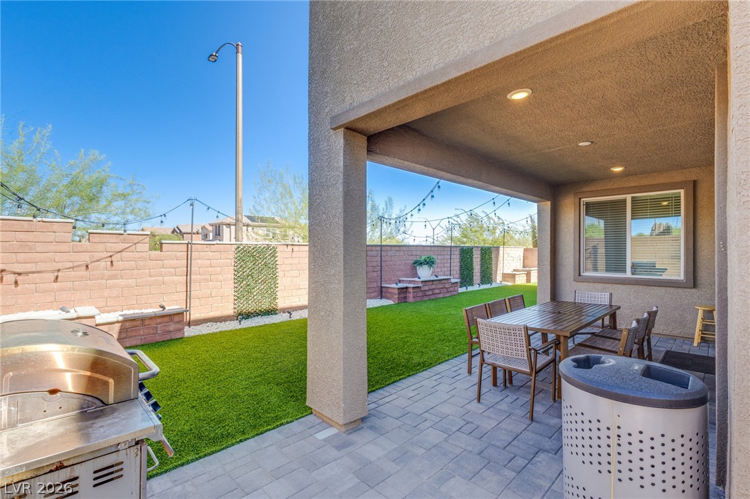 10080 Desert Azure Street Property Photo 44