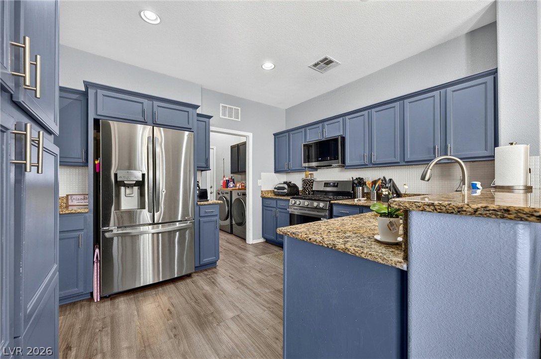 6684 Mojave Blush Drive Property Photo 3