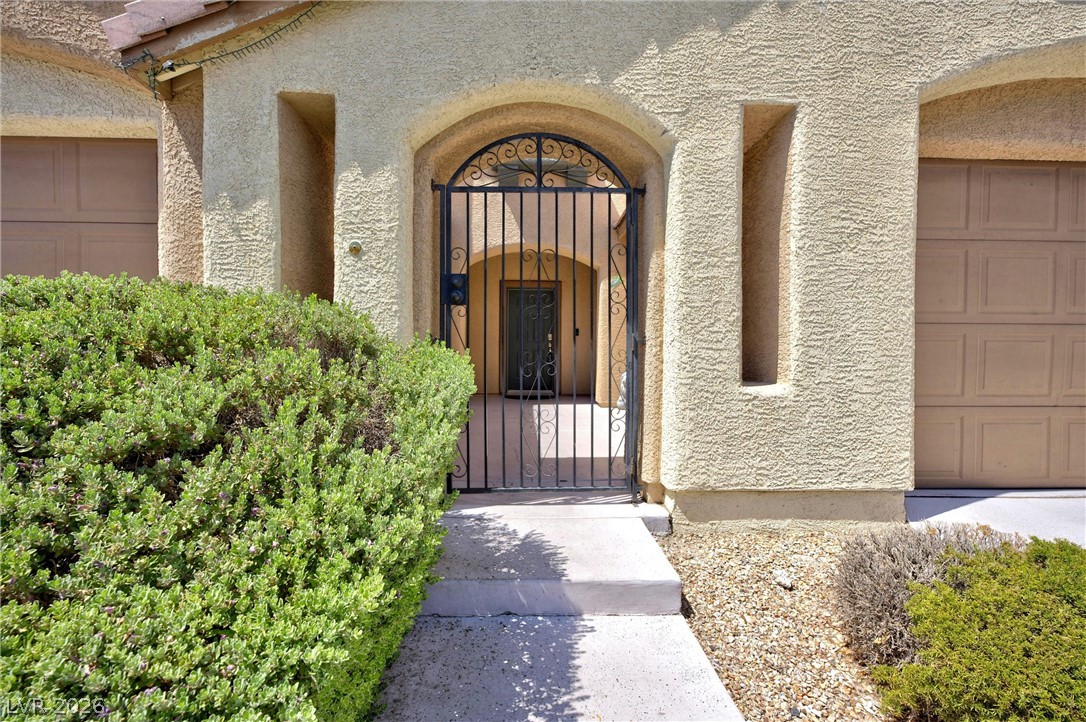 6684 Mojave Blush Drive Property Photo 8