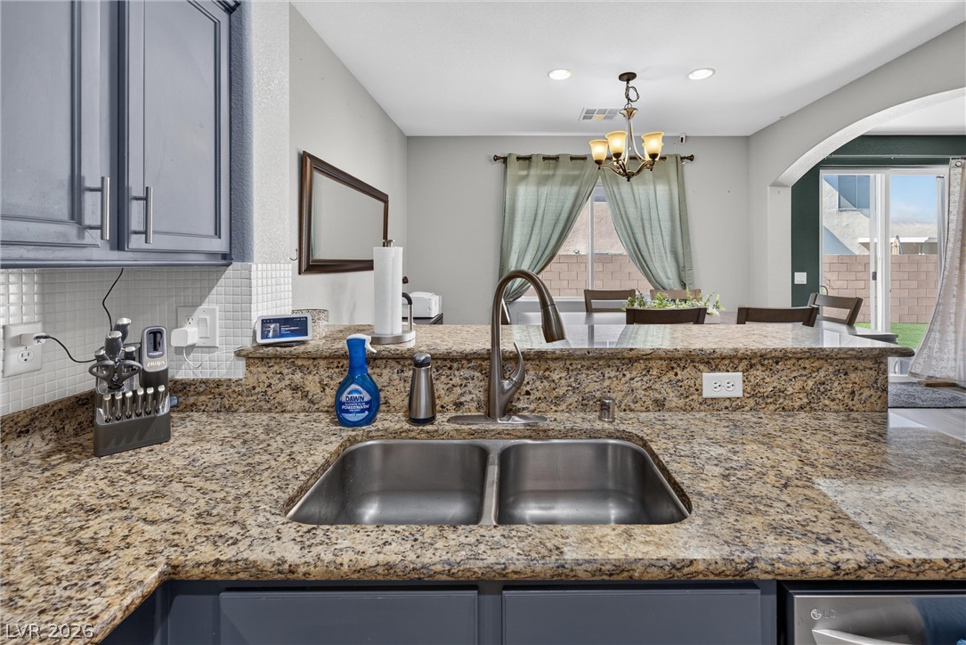 6684 Mojave Blush Drive Property Photo 23