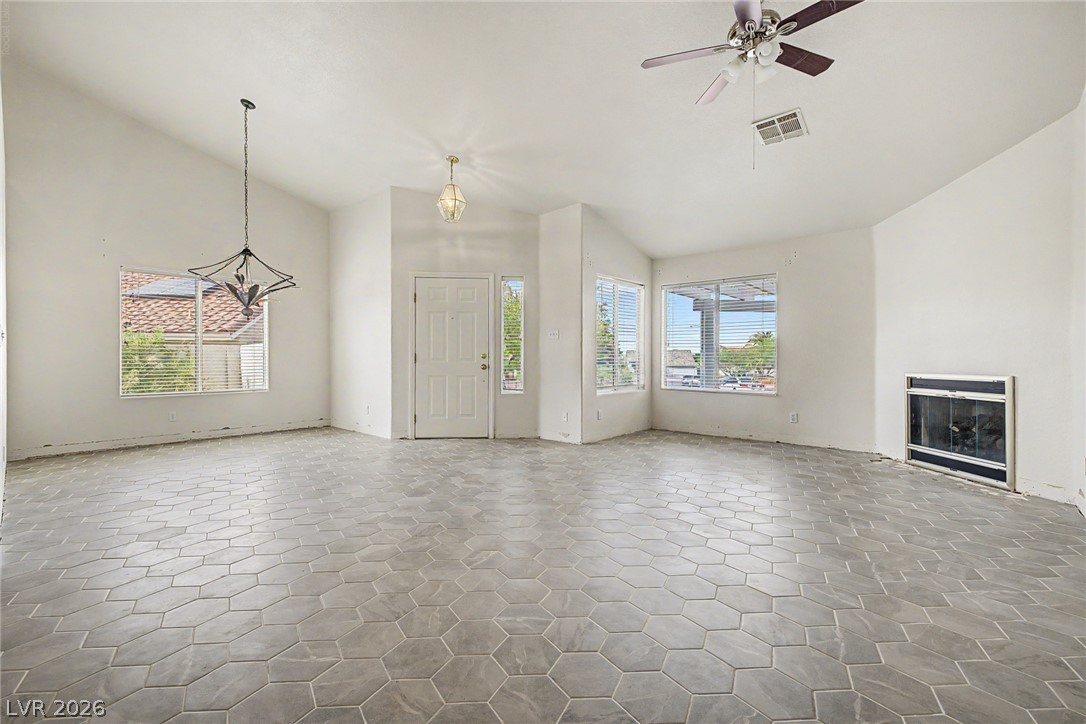 825 Cypress Pines Way Property Photo 7