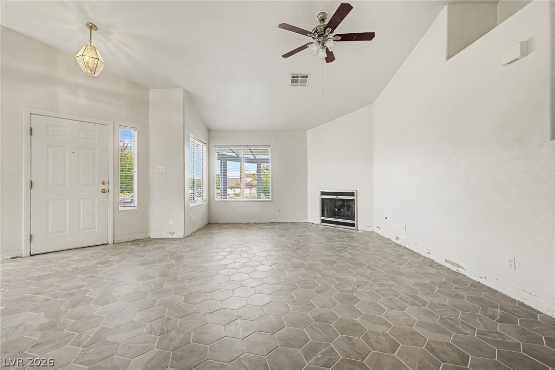 825 Cypress Pines Way Property Photo 8