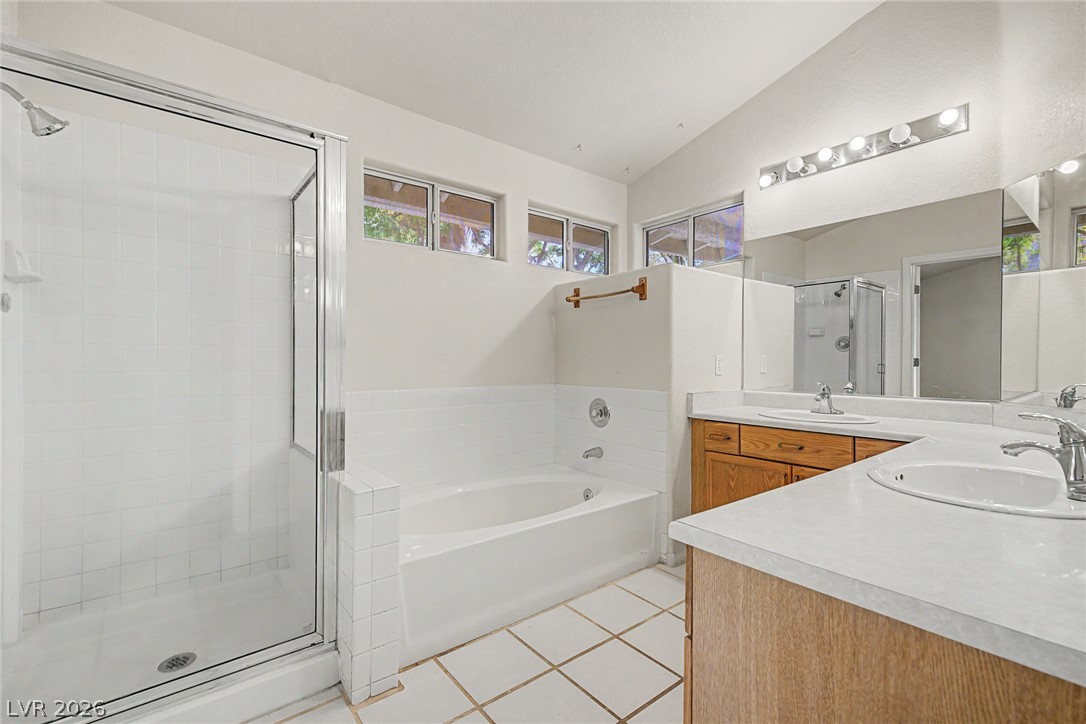 825 Cypress Pines Way Property Photo 25