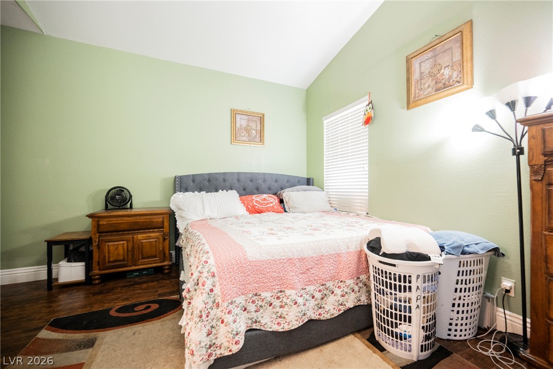 1541 Tillman Falls Avenue Property Photo 25