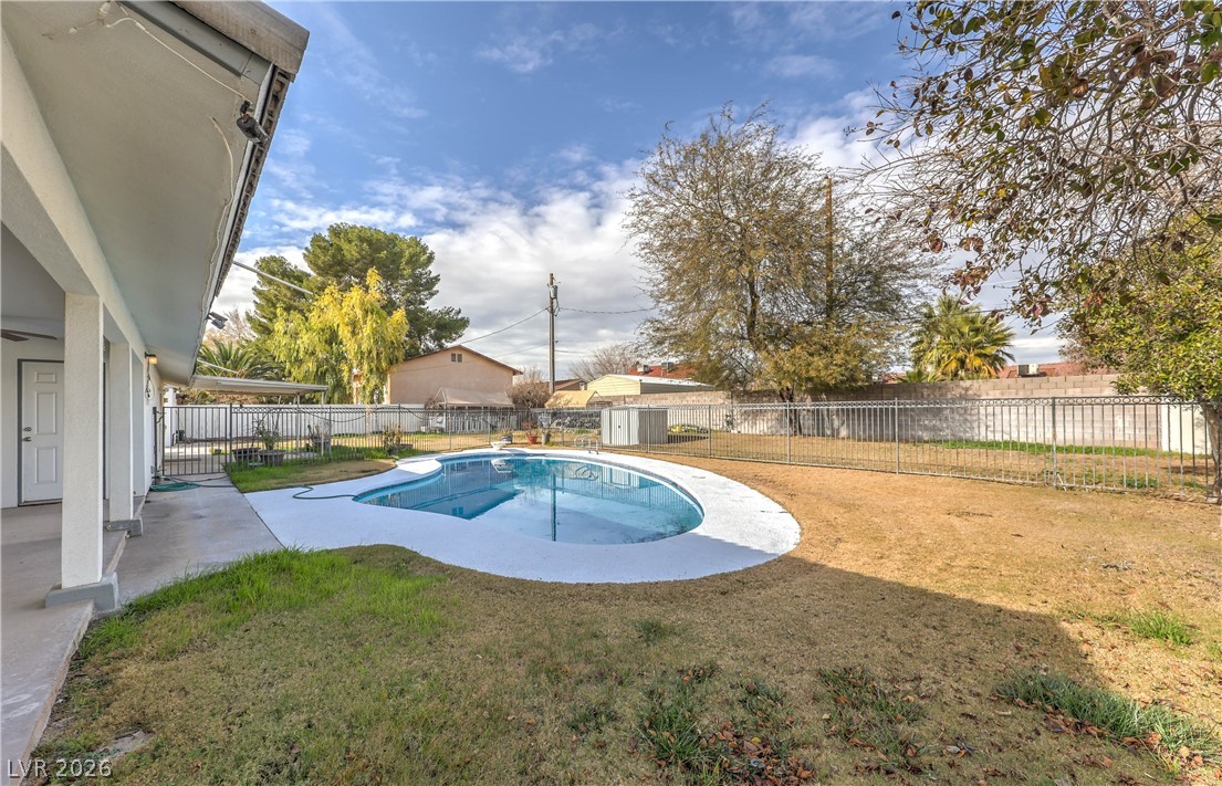 5854 Alfred Drive Property Photo 6