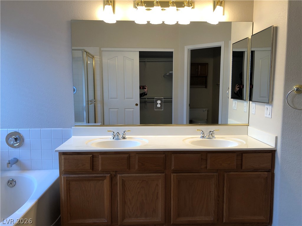 9724 Sandmist Avenue Property Photo 21