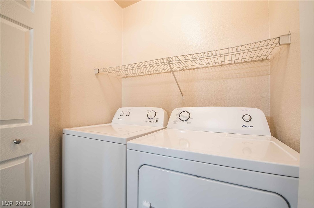 3925 Meadow Foxtail Drive Property Photo 19