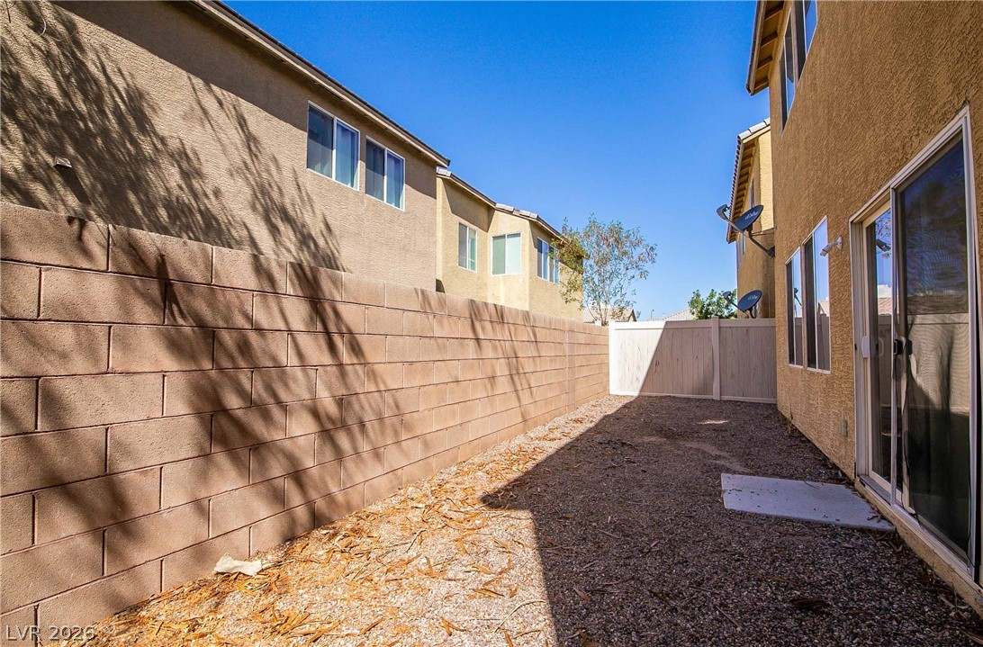 3925 Meadow Foxtail Drive Property Photo 20