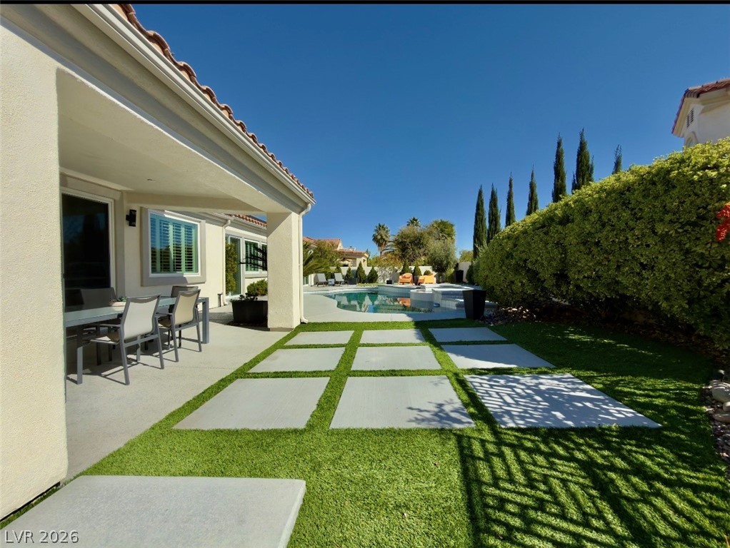 1524 Breeze Canyon Drive Property Photo 11
