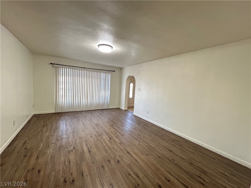 373 North Bruce Street Property Photo 2