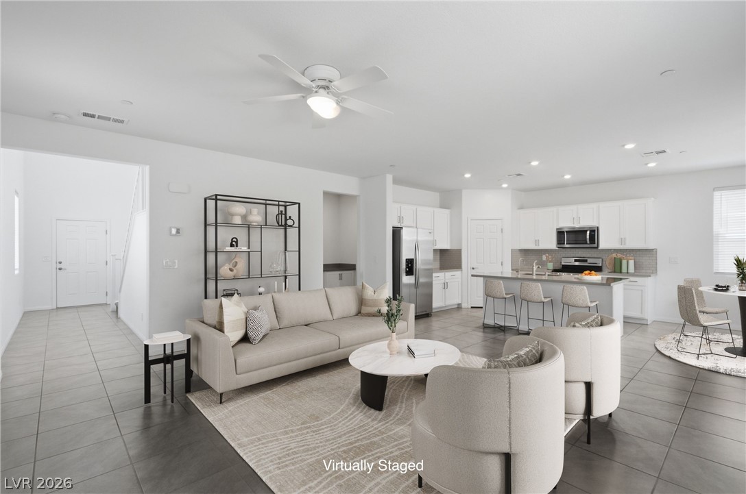 10920 Oregano Avenue Property Photo 8
