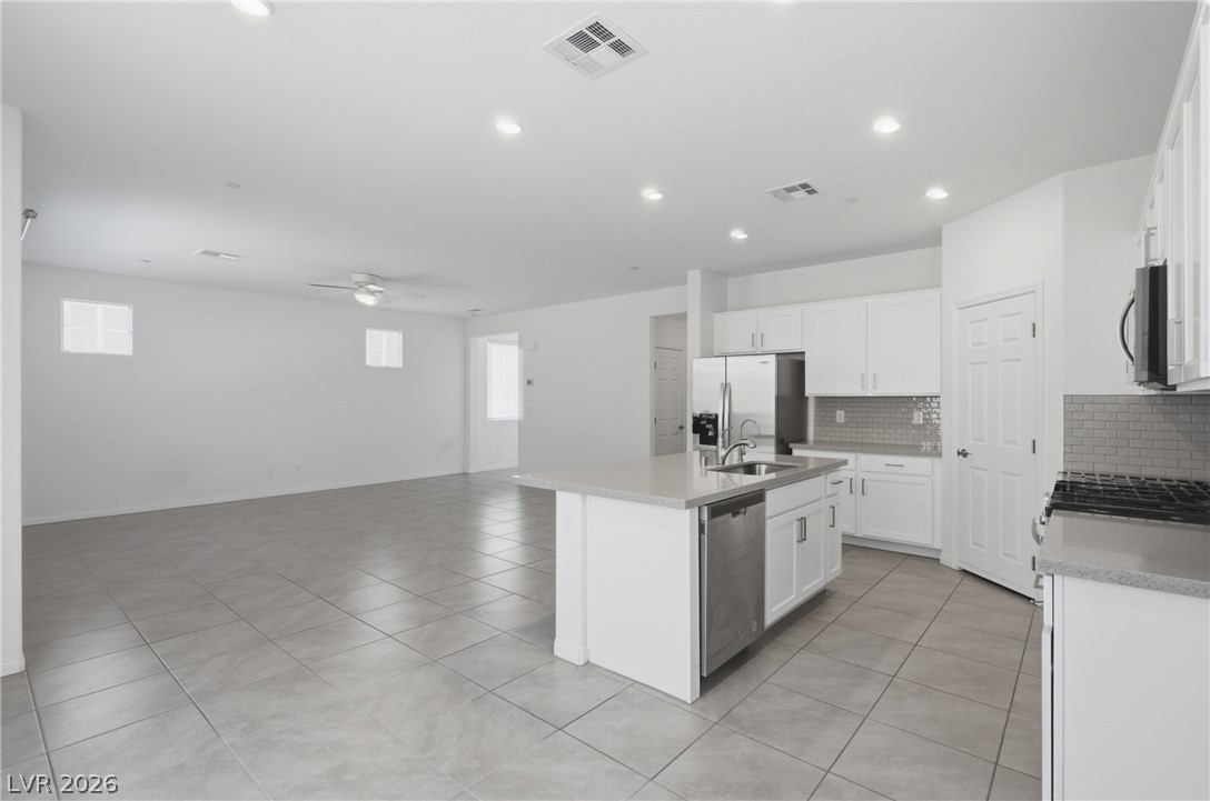 10920 Oregano Avenue Property Photo 13