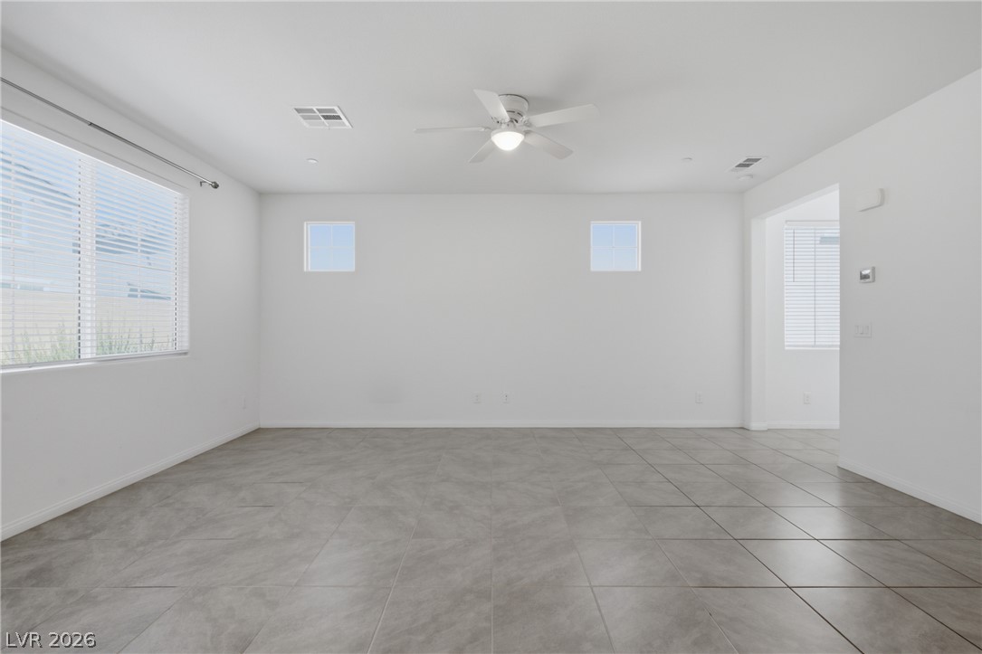 10920 Oregano Avenue Property Photo 16