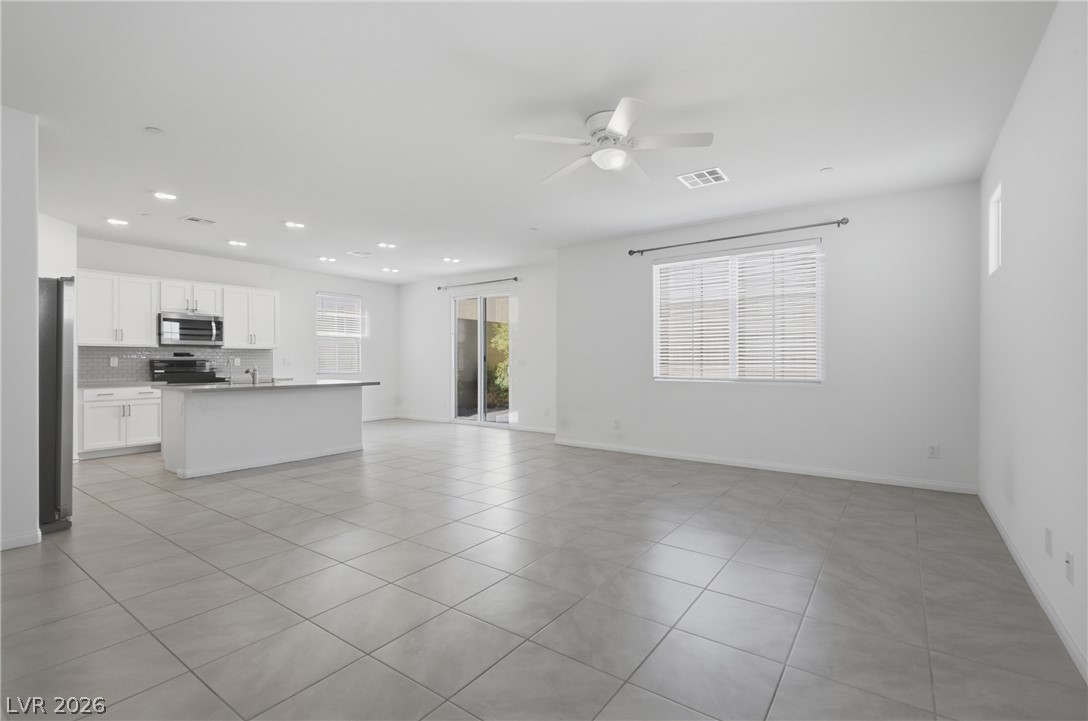 10920 Oregano Avenue Property Photo 29