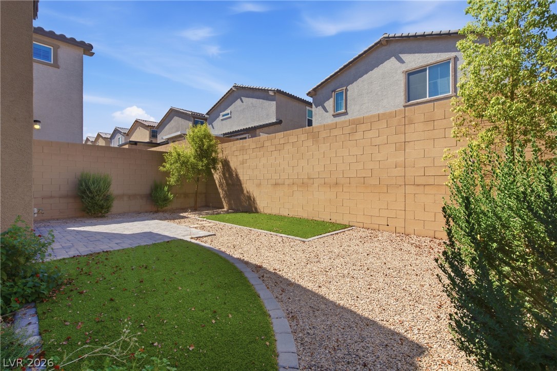 10920 Oregano Avenue Property Photo 76