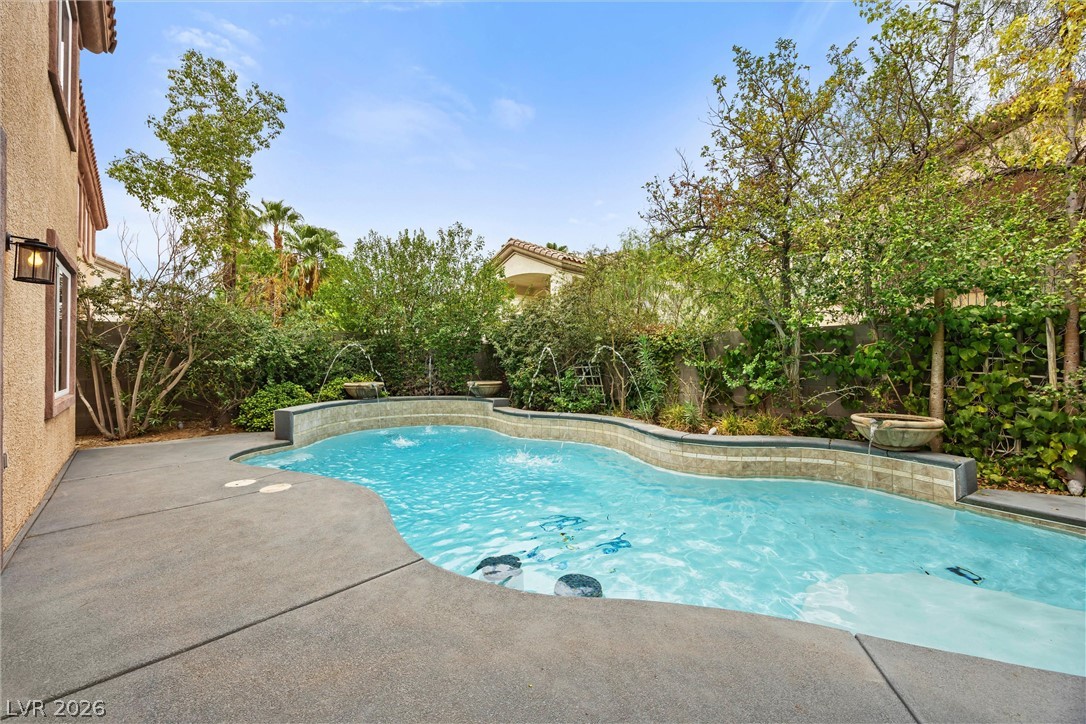 36 Misty Springs Court Property Photo 8