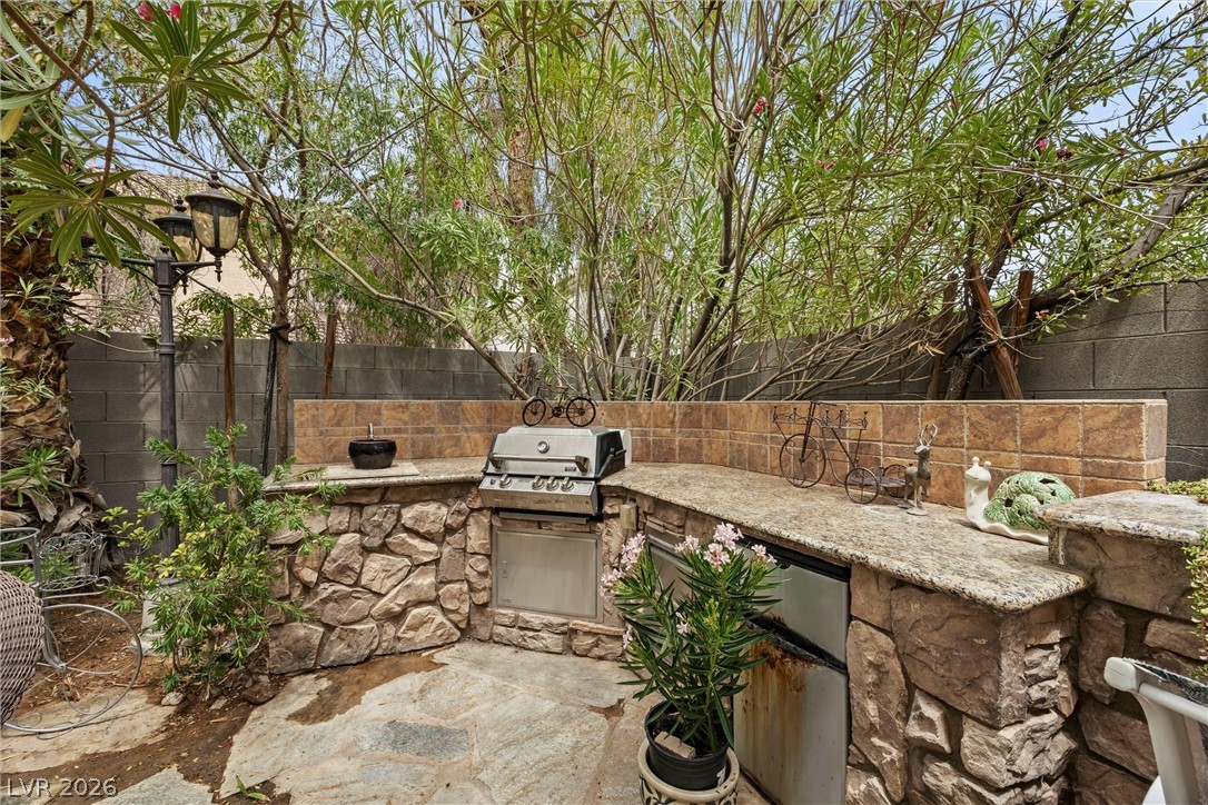 36 Misty Springs Court Property Photo 11