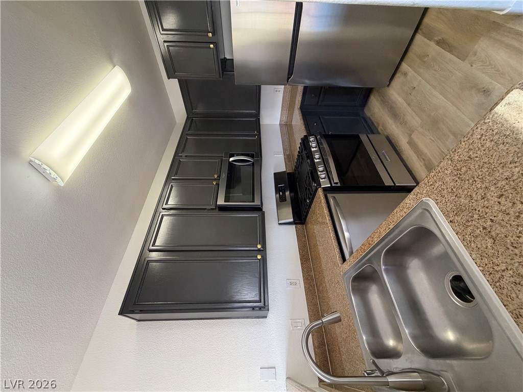 2807106 Property Photo 6