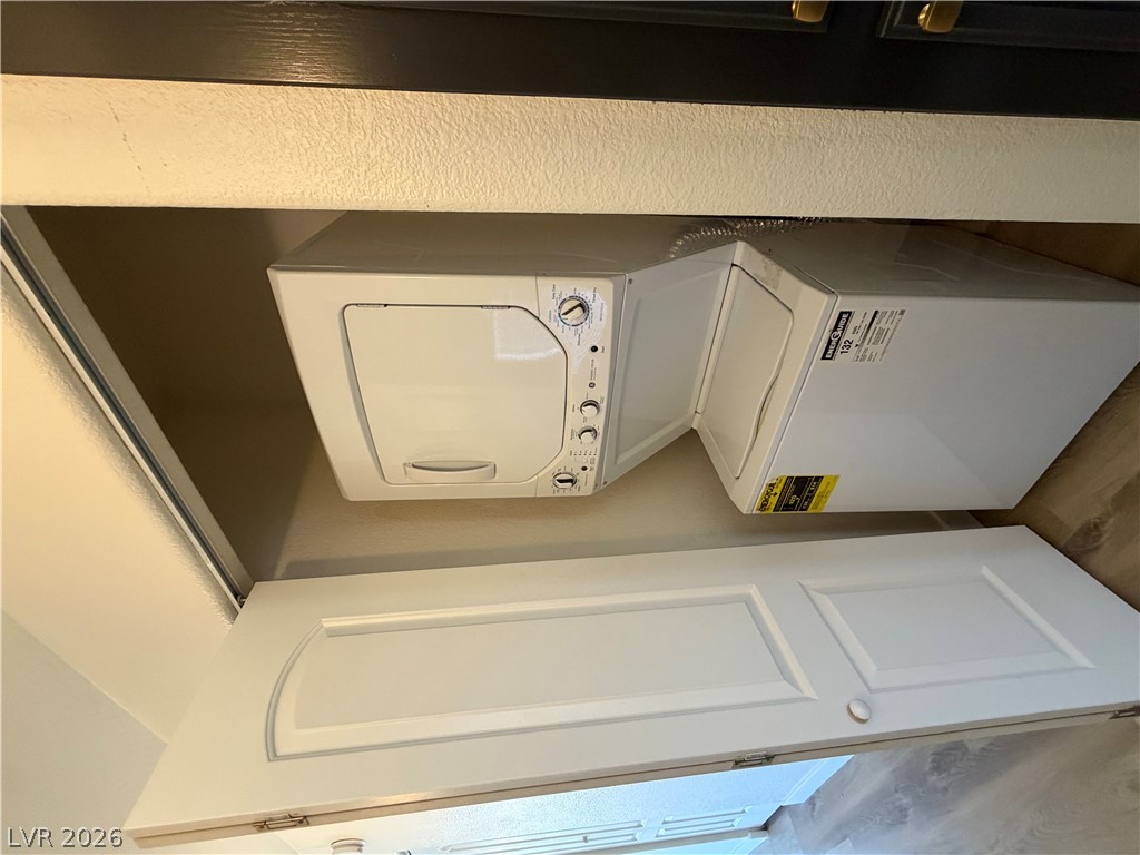 2807106 Property Photo 11