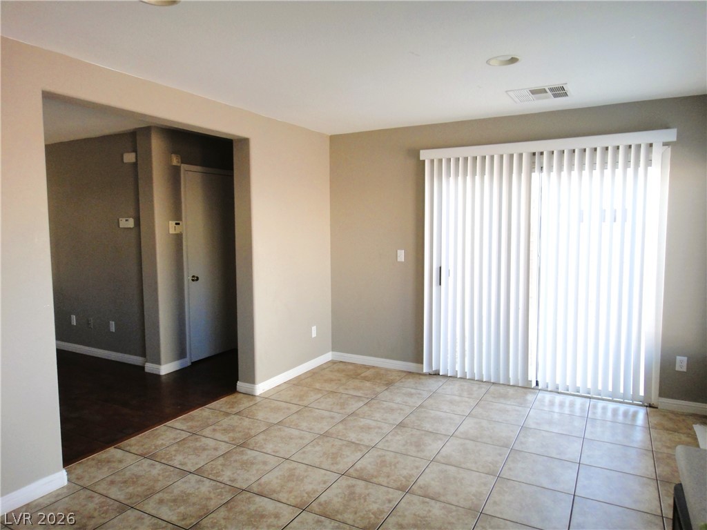 7989 Hilltop Windmill Street Property Photo 5